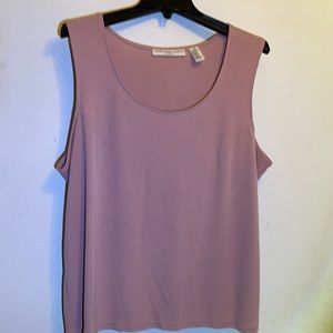 Ladies sleeveless shirt